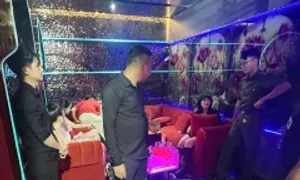 Nhà hàng dành hai tầng VIP phục vụ khí cười, thu lợi hàng chục tỷ đồng Nhà hàng dành hai tầng VIP phục vụ khí cười, thu lợi hàng chục tỷ đồng