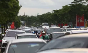 Đường tới trung tâm triển lãm quốc gia tắc gần 5 km