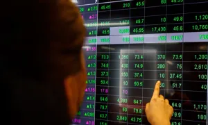 VN-Index tăng gần 50 điểm