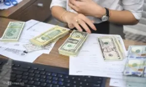 Gần 8 tỷ USD kiều hối về TP HCM trong 9 tháng Gần 8 tỷ USD kiều hối về TP HCM trong 9 tháng