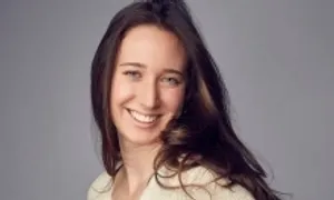 Vỏ bọc 'thiếu nữ thiên tài' của CEO siêu lừa Vỏ bọc 'thiếu nữ thiên tài' của CEO siêu lừa